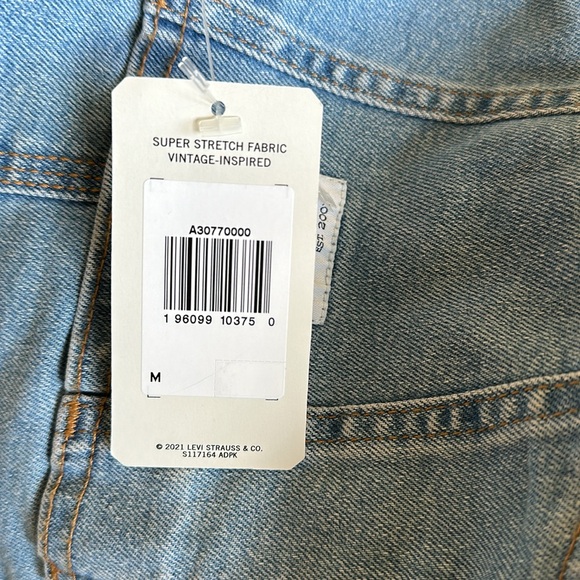 NWT LEVI’S HERITAGE OVERALLS DENIM BLUE MEDIUM - Picture 8 of 8